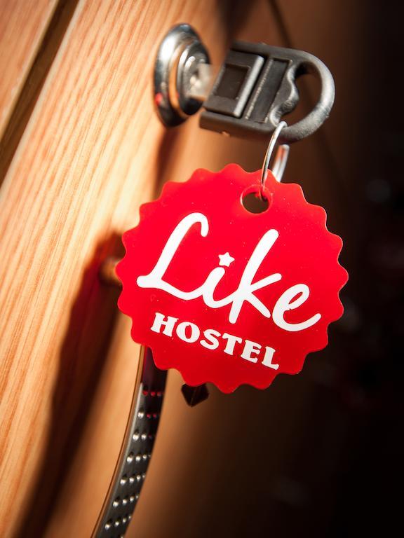 Like Hostel Chernivtsi Bagian luar foto