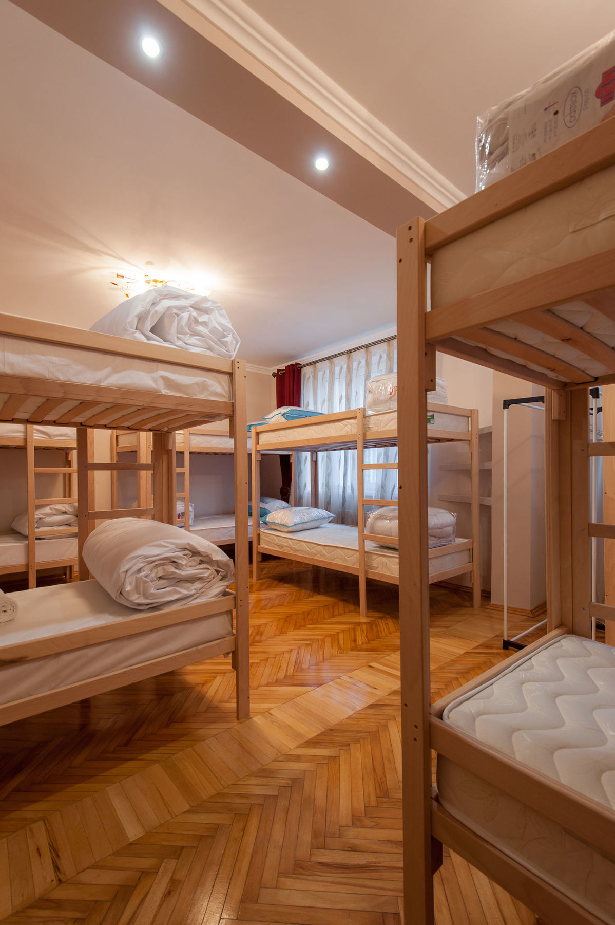 Like Hostel Chernivtsi Bagian luar foto